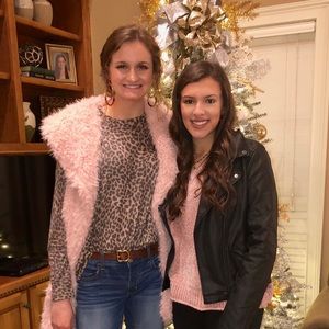 Meet your Posher, Bailey